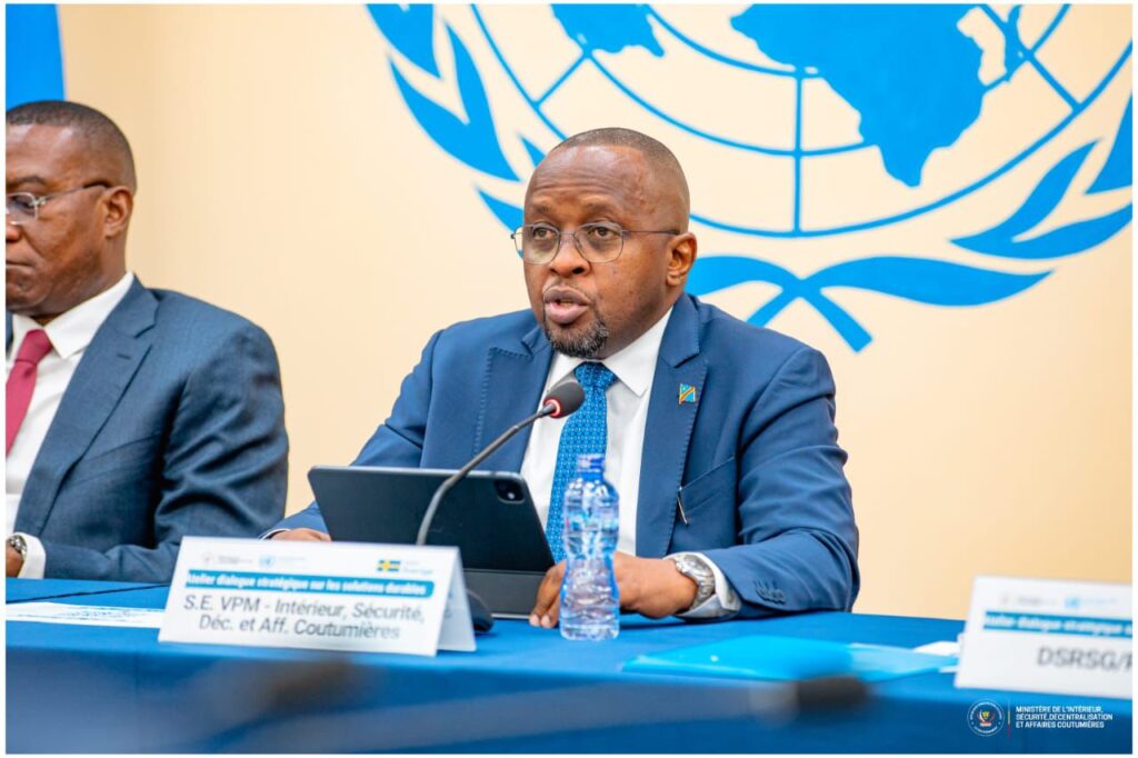‎Solutions durables aux crises humanitaires : J. SHabani réaffirme les priorités du gouvernement